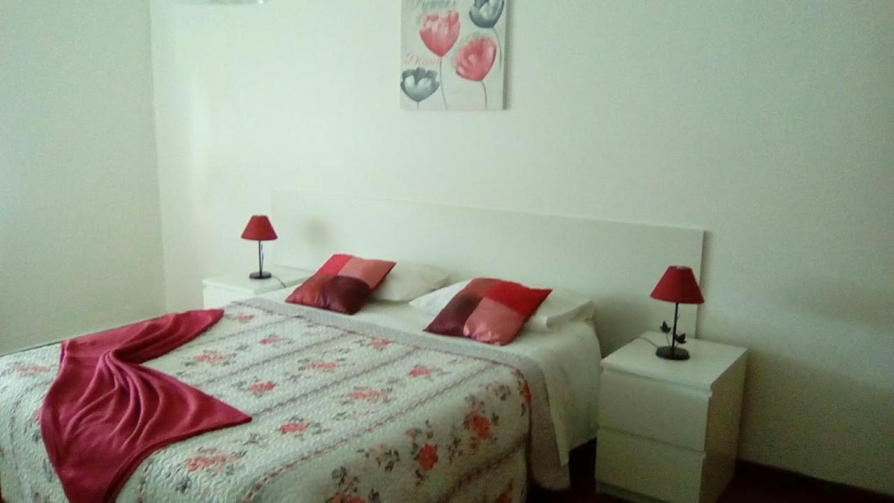 Apartamento Luz ปอนตาเดลกาดา ภายนอก รูปภาพ