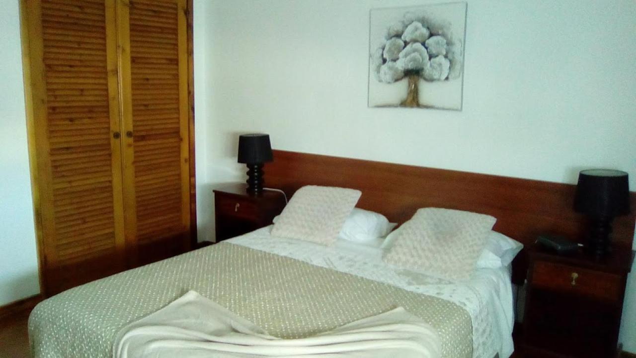Apartamento Luz ปอนตาเดลกาดา ภายนอก รูปภาพ